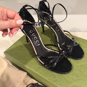 Gucci patent leather sandal